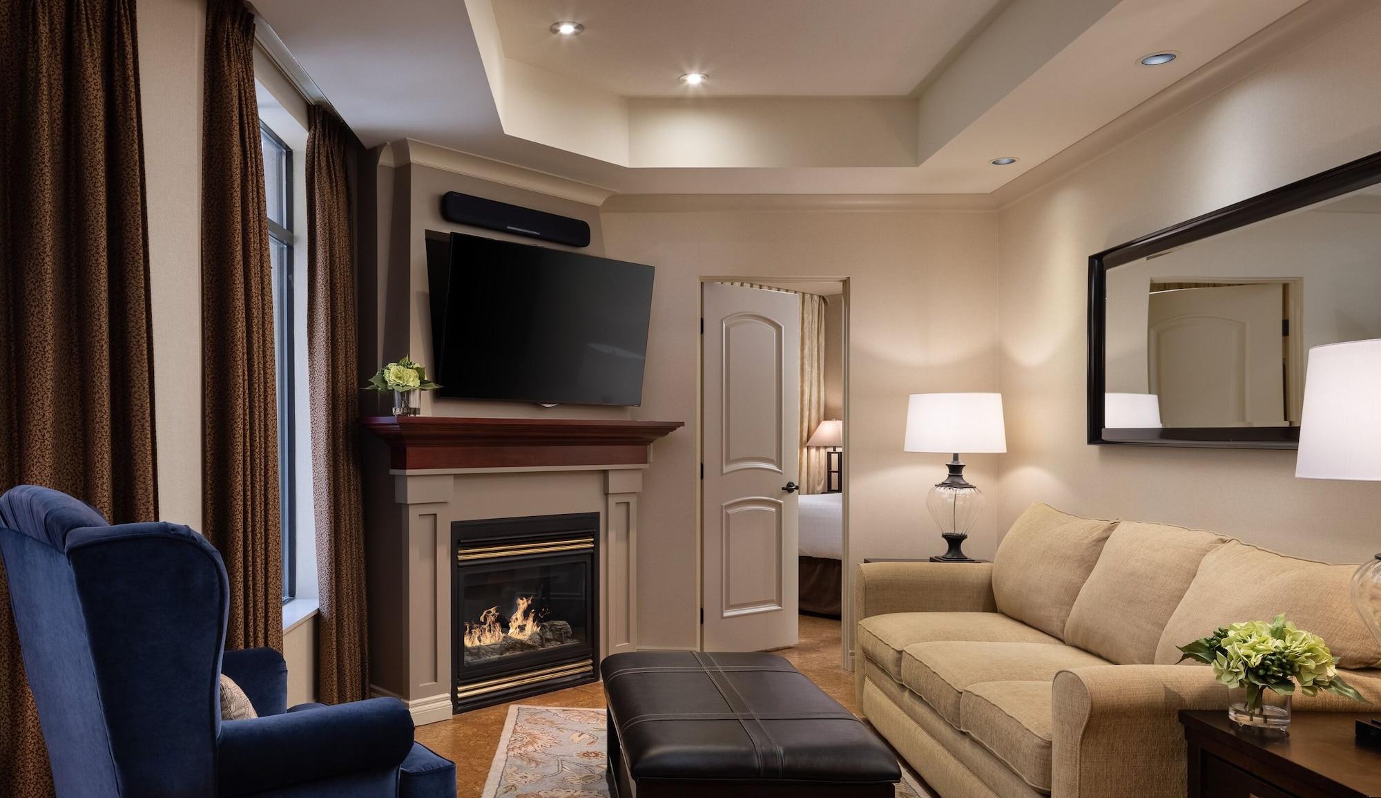 The Royal Kelowna - Bellstar Hotels & Resorts Buitenkant foto